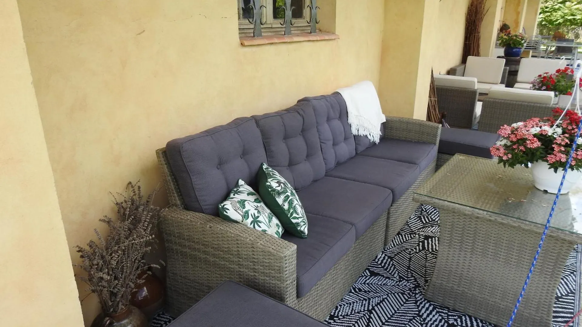 Gite De Las Treilles Puylaroque Accommodatie bij particulieren